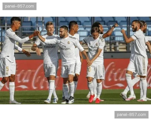 战报速递:瓦伦西亚2-2巴列卡诺,双方合计完成高达45次成功抢断。 战报速递:瓦伦西亚2-2巴列卡诺,双方合计完成高达45次成功抢断。