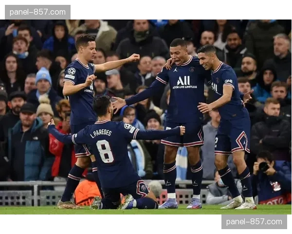 卫冕冠军巴黎连续三年跻身欧冠四强